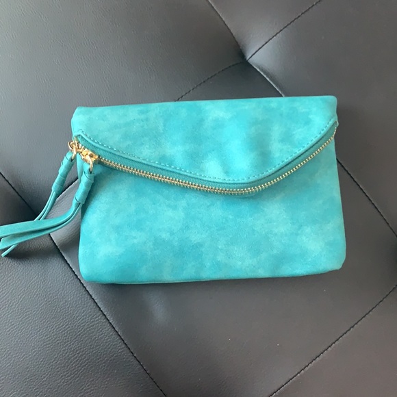 Street Level turquoise purse with gold chain. Brand new - Picture 3 of 6